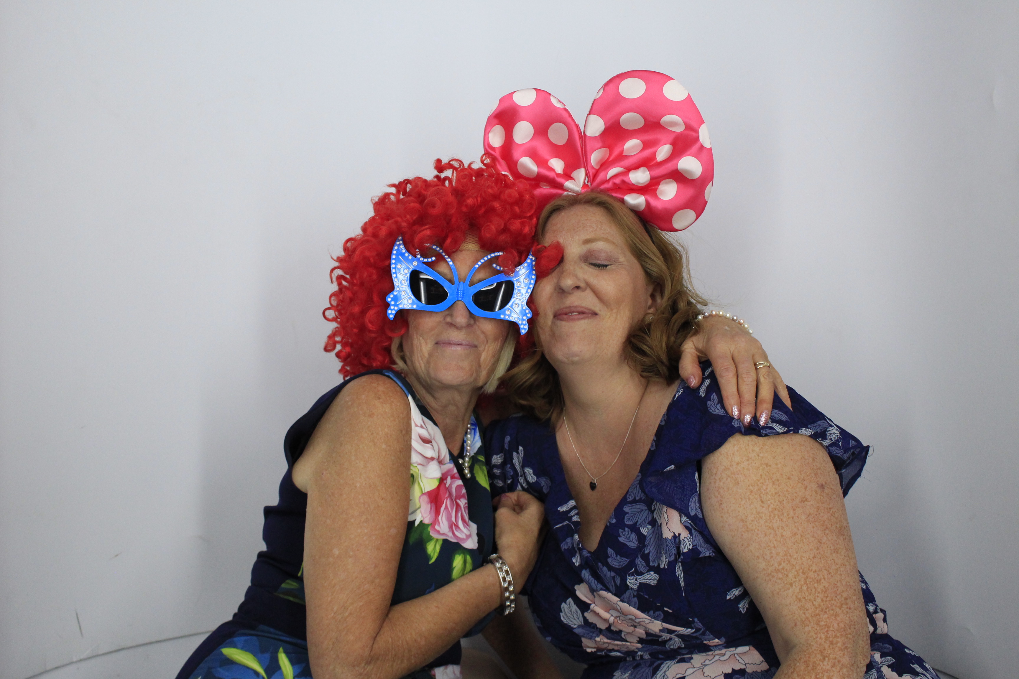 Mr & Mrs Hill's Wedding | View more photos from the event at gallery.myphotoboothexperience.co.uk/u/MyPhotoBoothExperienceLtd/Mr-Mrs-Hills-Wedding